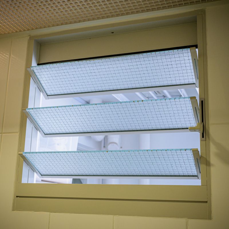 Slatted Window Repair in Kansas City, KS